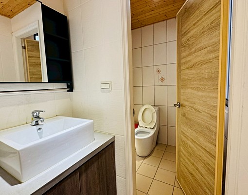 可入戶籍|可租補|大坪數高樓視野套房+車位 - Image 1