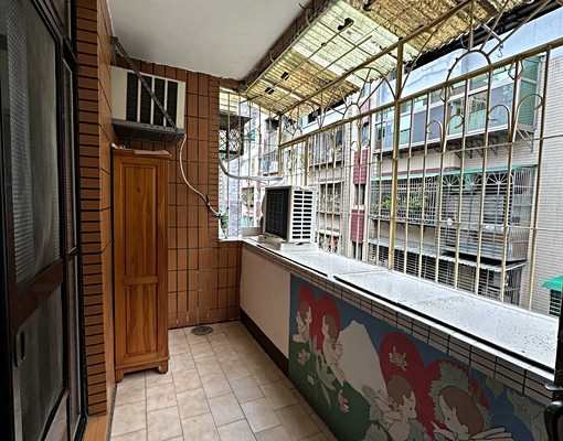 ｜免仲介費可租補｜後港商圈大三房｜ - Image 1