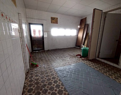 前後有路透天🦉四大房空屋可租補、拜拜 - Image 11