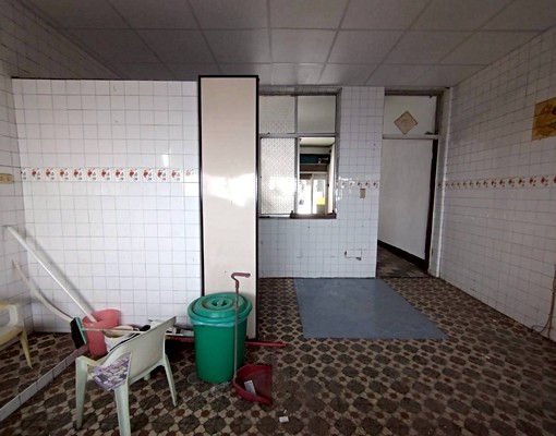 前後有路透天🦉四大房空屋可租補、拜拜 - Image 12