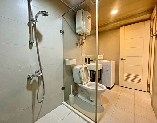 飯店式裝潢|一中商圈|台水台電|管理員|可租屋輔助|室內機車 - Image 12