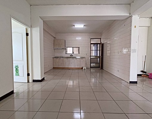 可租補｜獨立出入口｜四房兩廳只要2萬2 - Image 2