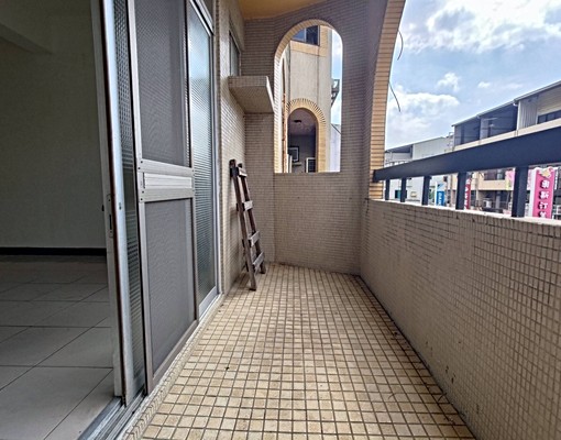 可租補｜獨立出入口｜四房兩廳只要2萬2 - Image 5