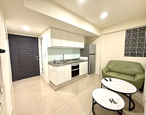 超便宜大兩房🉑雙租補入戶籍寵物獨洗烘近四維捷運站! - Image 1