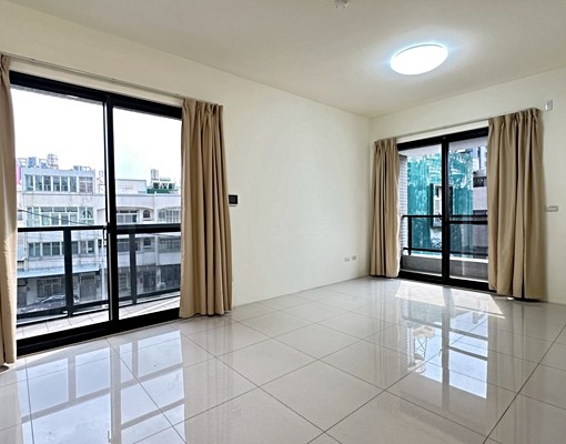 近三井OUTLET🌈全新3房雙衛💫可租補💫附車位💫 - Image 1