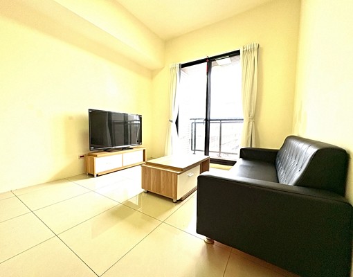 可租補小時代三房平車 - Image 1