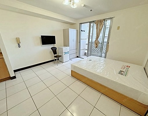 全新整理~可租補~台水電~分離冷氣~獨洗曬美套房大地球 - Image 1