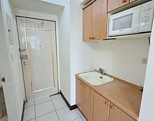 全新整理~可租補~台水電~分離冷氣~獨洗曬美套房大地球 - Image 4