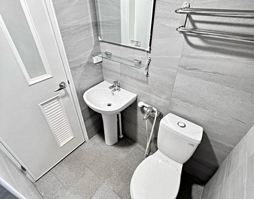 近勤美❣️全新落地窗木質系❣️衛浴開窗│子母車│電梯│獨洗曬 - Image 5