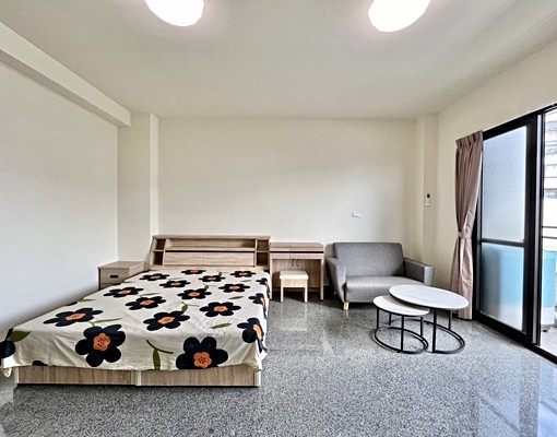 可租補✨潭子電梯大套房✨陽台獨洗曬✨機車位 - Image 5