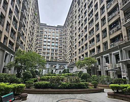 歐洲村電梯大樓，頂樓約10坪大露台，。 - Image 1