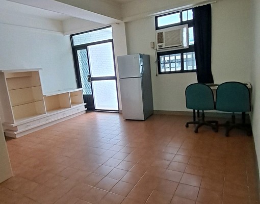 公寓頂樓整層套房/近捷運&傳統市場/可開伙/天然瓦斯 - Image 3