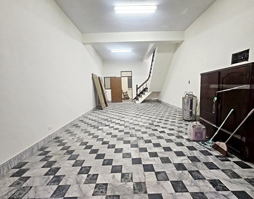 ★★★誠信小施🏠近星光市集大坪數透天 - Image 1