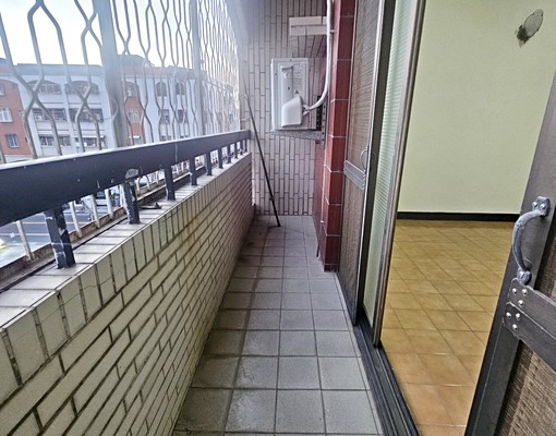 ★★★誠信小施🏠近星光市集大坪數透天 - Image 14