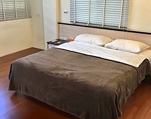 ✨即將釋出❤️西區柳川整棟透天別墅車庫平車位✅可租補 - Image 3