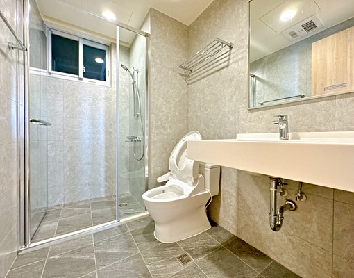 水湳經貿❤️遠雄藝舍❤️質感次頂樓兩房兩衛平車 - Image 7