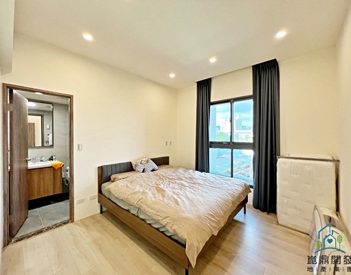 漢神洲際百貨/全新三房+平面車位/含管理費/可租補 - Image 6