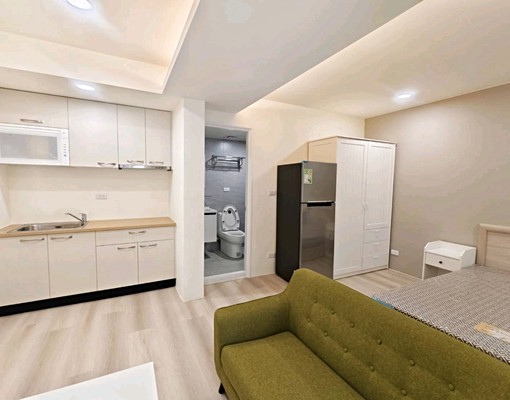 中壢-健行科大旁陽台可開火套房可補助寵物免管理費 - Image 4