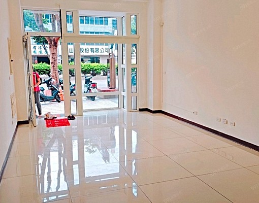 金鈺✨中壢湯城日月光商圈穩賺💎黃金店面 - Image 1