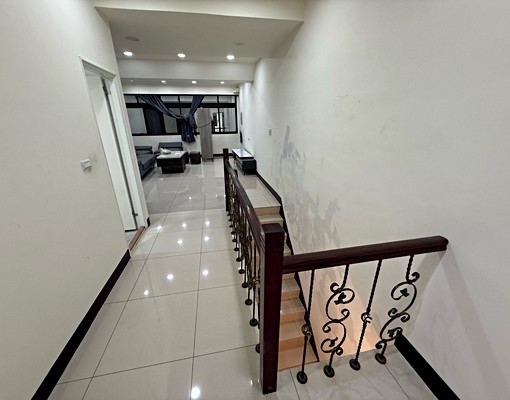 高城路二樓新套房採光佳!短租/年繳可談 - Image 4