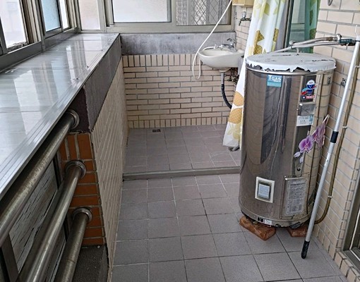 成大育樂街雅房出租樓層為3樓! - Image 6