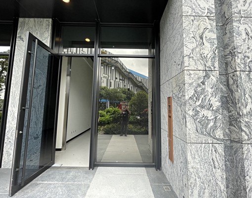 贈送1個月裝修期⭐可營登免+價🔥含平車+機車位+稅金 - Image 1