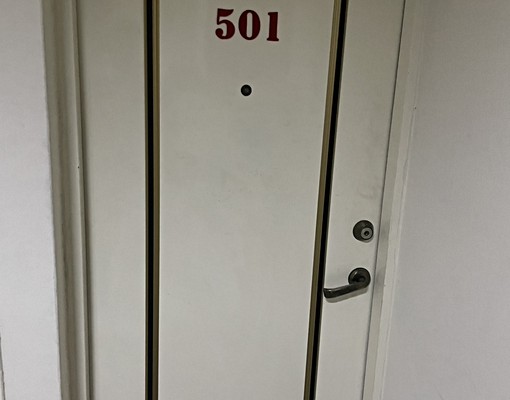 近遠東世紀廣場,生活機能佳~獨立套房 - Image 3