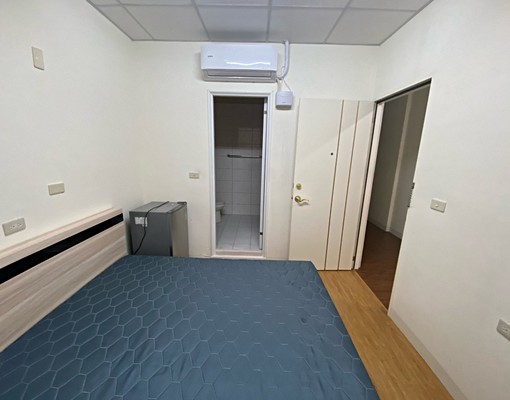 急徵永康崑山套房出租 - Image 3