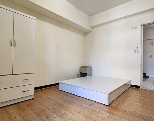 整層住家❤️五期蛋黃😊東興向上二房車位📢可租補 - Image 4