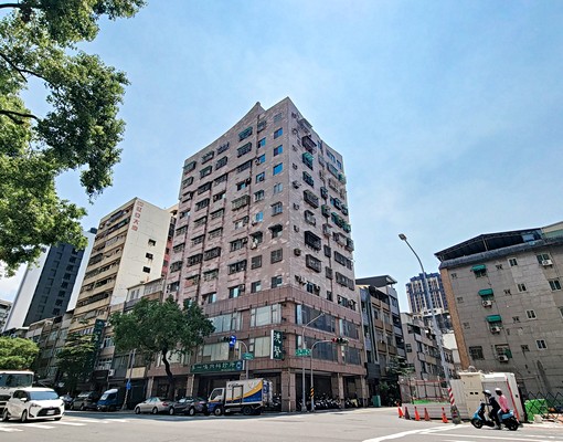 免仲近文化中心七賢一路上雅緻兩房 - Image 1