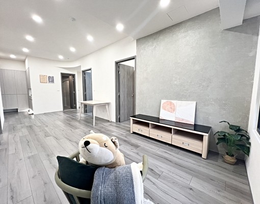 🥇可租補｜全新面外視野三房兩衛"大空間｜74快道．漢神洲際 - Image 3