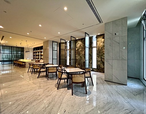 公益輕井澤旁/視野戶/全裝潢/新交屋/可雙租補/可租雙平車位 - Image 1