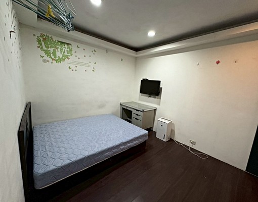 中原❣️租金便宜、包網路第四台、格局方正、家具齊全 - Image 3