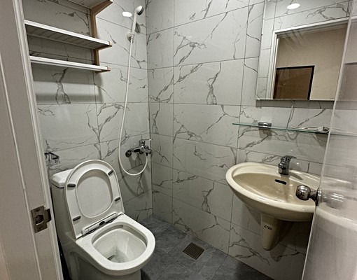 正隆全新裝潢套房(頂加) - Image 2