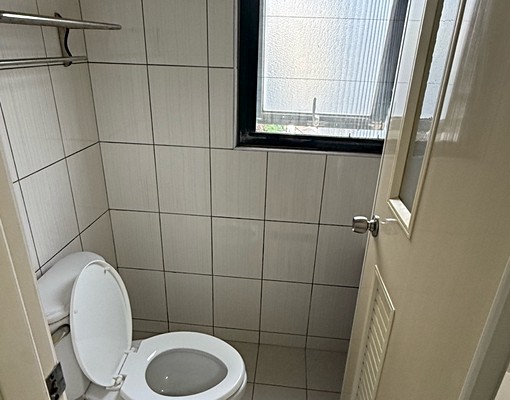 逢甲~大遠百~電梯套房~可租補 - Image 3