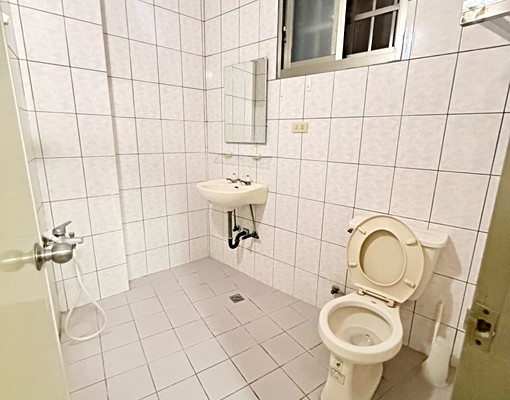 ❤採光明亮❤分離式冷氣❤垃圾集中處理❤近園區 - Image 4