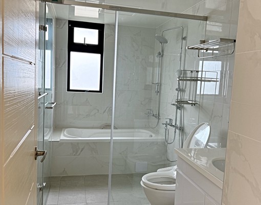 高鐵10分鐘。機場5分鐘。大三房。雙主臥。採光佳。格局方正 - Image 4