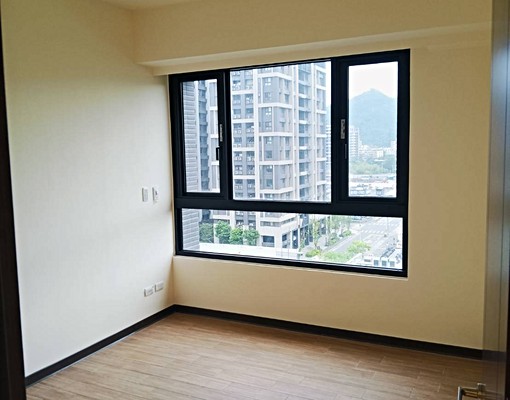 全新交屋，新裝潢四房車位 - Image 3