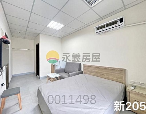 (租)南區碳佐麻里套房附平面車庫或陽台 - Image 4