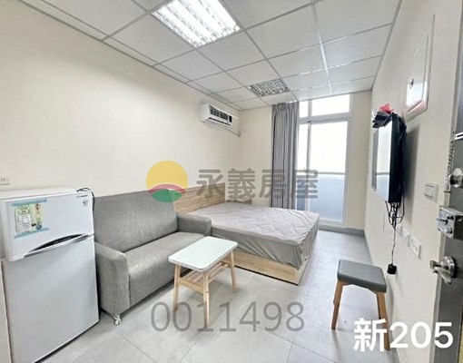 (租)南區碳佐麻里套房附平面車庫或陽台 - Image 1