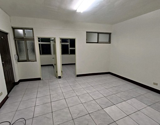 文德捷運公寓三房全新粉刷 - Image 1