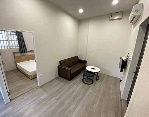 精裝修景觀戶一房兩廳（有電梯可租補） - Image 2