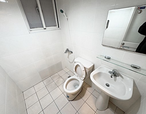 免佣)近捷運永安市場【超值大空間】邊間★雙面採光★衛浴開窗 - Image 3