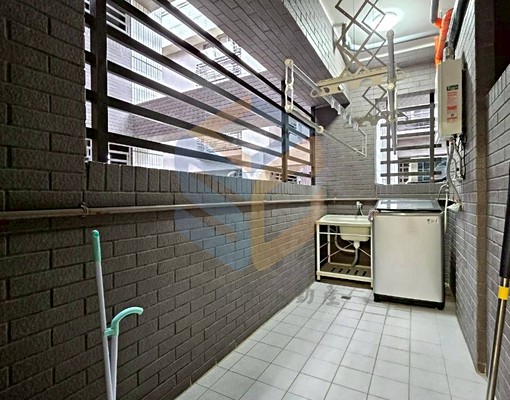 【０６Ａ０７，超大３房，全配家具，含平車位，可租補，高樓層】 - Image 11