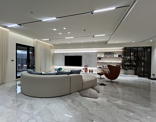 正七期🌺精裝1+1房雙平車🌺超大主臥🌺辦公室更衣間🌺 - Image 2