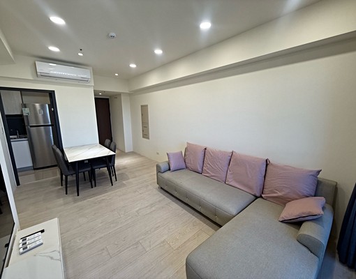 (自租）全新粉刷、漢神洲際W高樓視野2房格局平面大車位 - Image 12