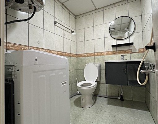 近健行科/大中壢後火車站/獨立洗衣機/陽台/可租捕 - Image 5