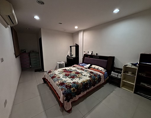 🏡【獨棟透天厝】成功市場生活圈｜全配傢電｜附車位｜即住首選 - Image 8