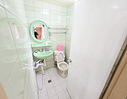 近一中街🎀獨洗獨曬🌤️超大5房🧸張森焱 - Image 9