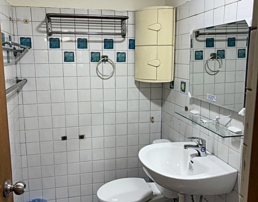 ⭐小港低樓層優質公寓近公園，二苓市場，捷運站一佳社宅⭐ - Image 4